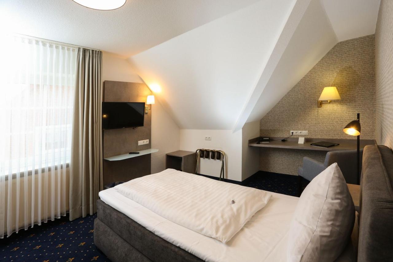 Hotel Zur Linde Kirchlinteln Buitenkant foto