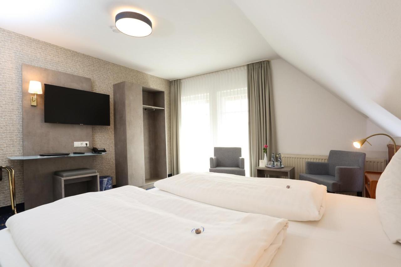 Hotel Zur Linde Kirchlinteln Buitenkant foto