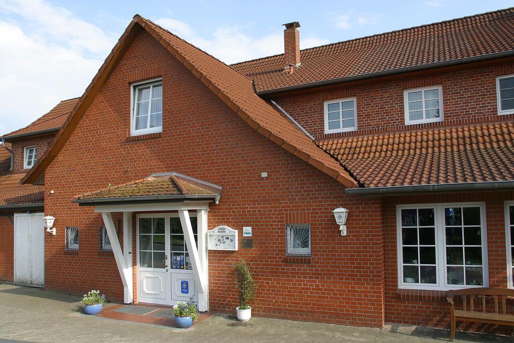 Hotel Zur Linde Kirchlinteln Buitenkant foto