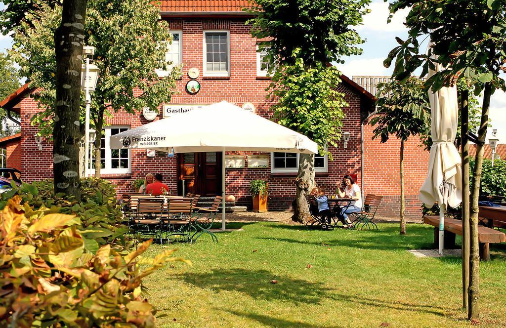 Hotel Zur Linde Kirchlinteln Buitenkant foto
